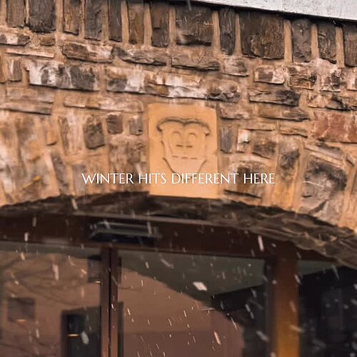 Der Winter im Hunsrück – rau, ruhig und wunderschön. ❄️
Wenn draußen die Kälte knirscht und drinnen Kerzen flackern,...